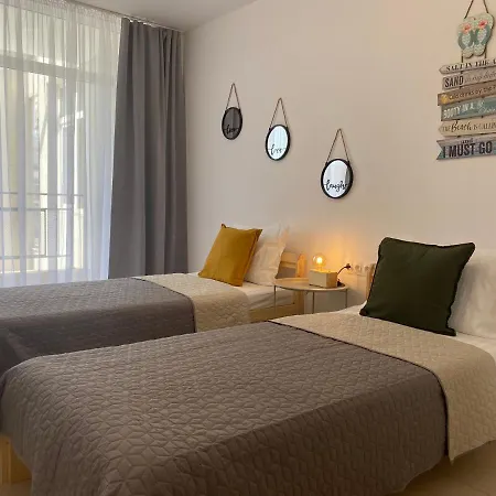 Modern Apartment In Closed Complex With A Pool * 阳光海滩
